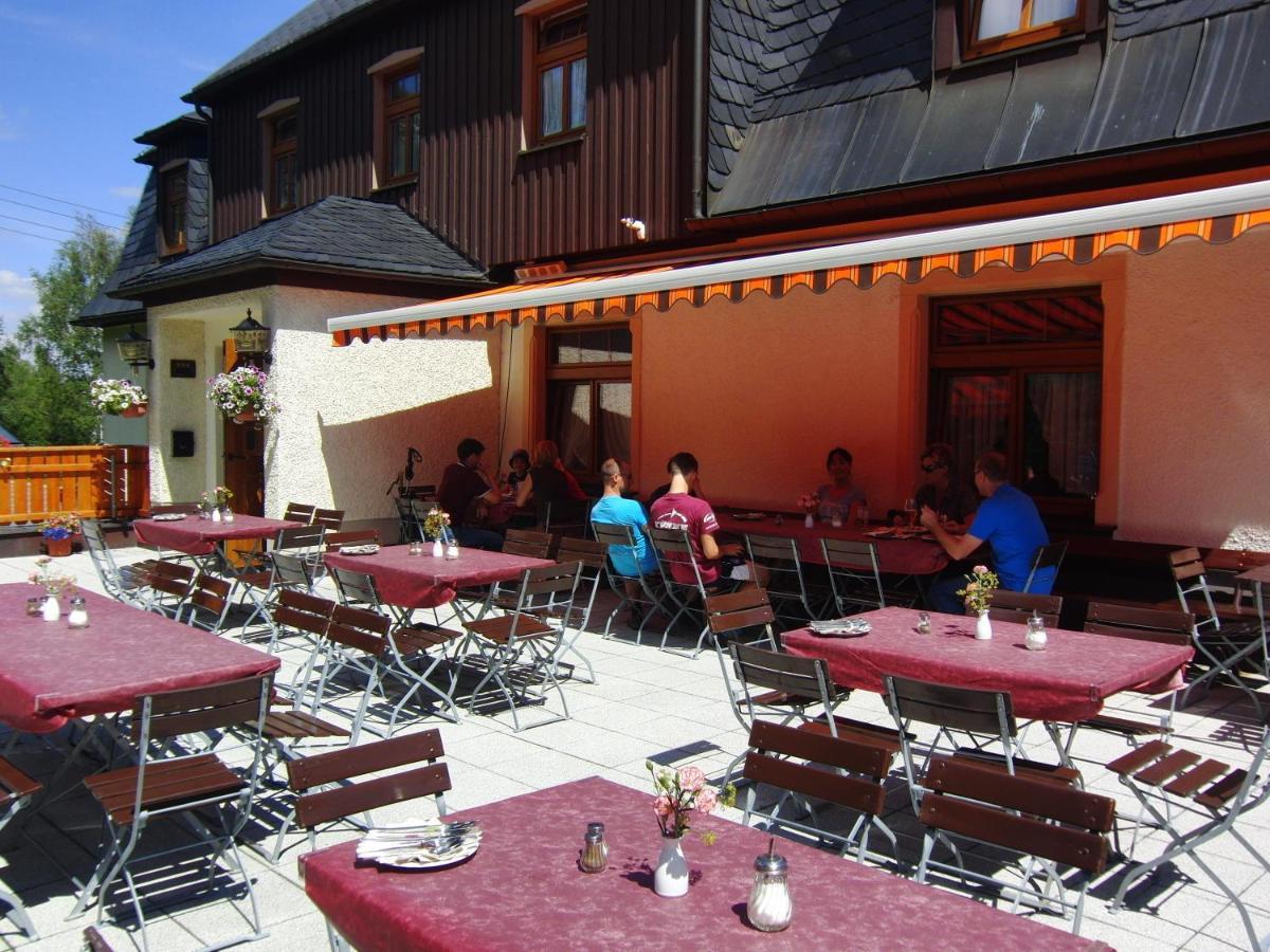 Hotel Vierenstrasse Neudorf  Exteriör bild