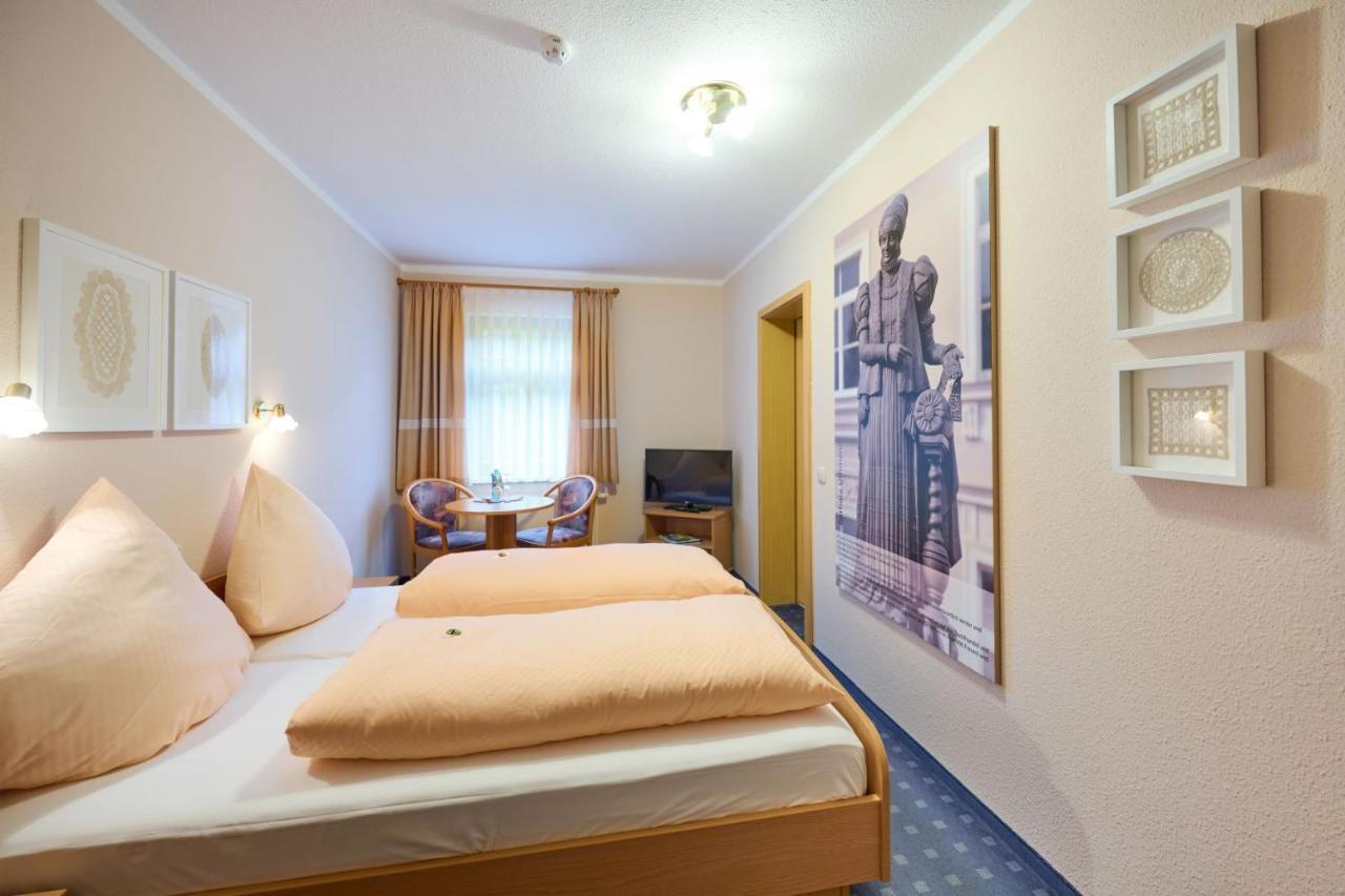 Hotel Vierenstrasse Neudorf  Exteriör bild