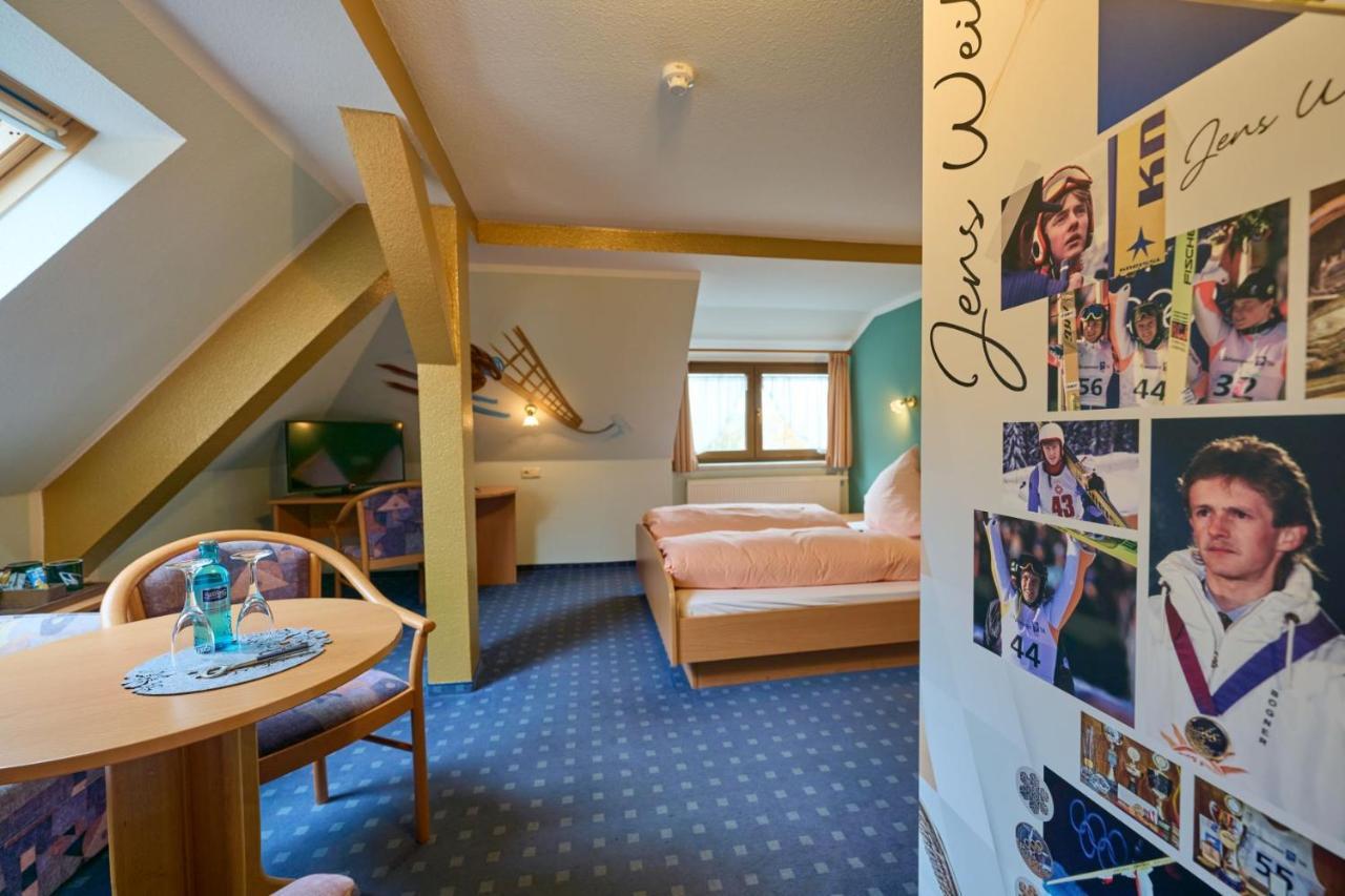 Hotel Vierenstrasse Neudorf  Exteriör bild